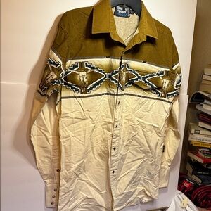 Vintage 1990s Brooks and Dunn Western Snap Button Shirt Brown & Cream Skulls Med